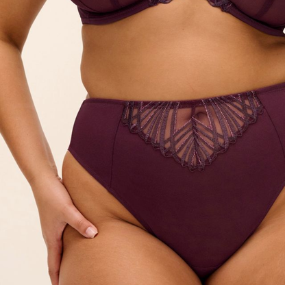Reja Brazilian Brief