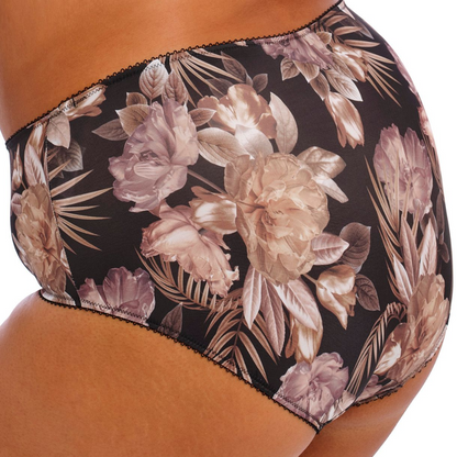 Goddess Kayla Brief