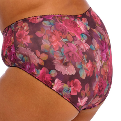 Goddess Kayla Brief