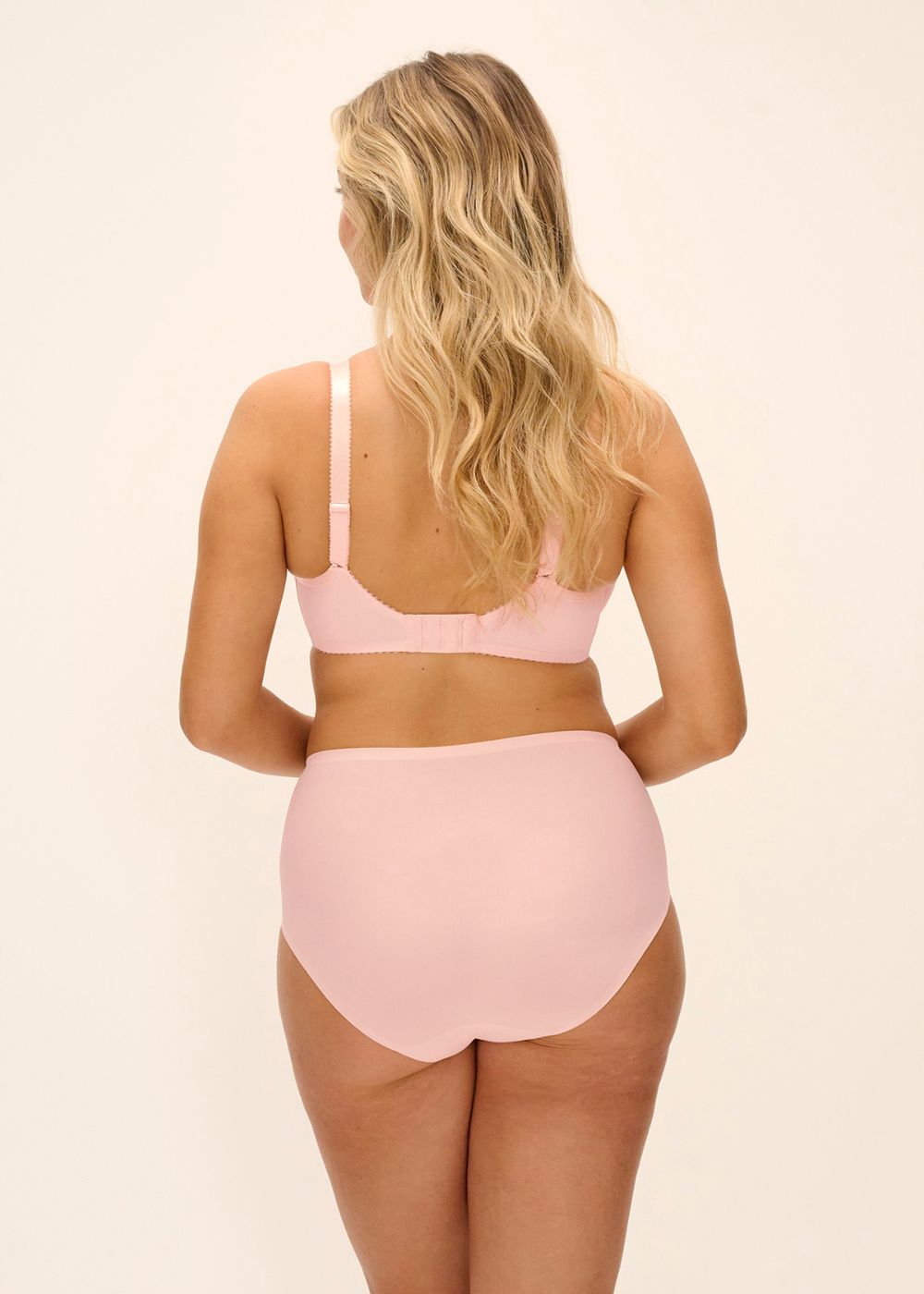 Fantasie Rebecca Essentials Moulded Spacer Bra Blush