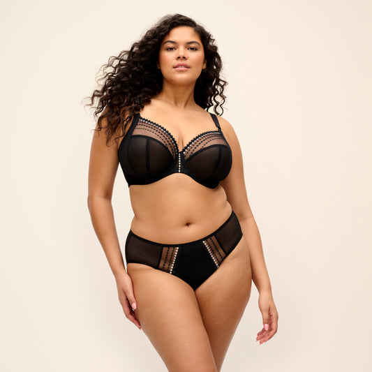 Matilda Plunge Bra in Black, front
